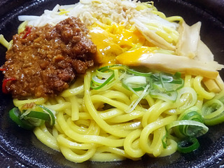 まぜて食べる台湾風焼そば