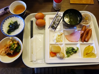 「三朝ロイヤルホテル」