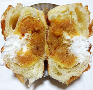 ホイップケーキデニッシュ