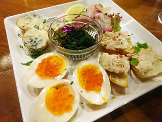 「ビストロ魚丸」