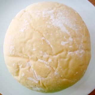 チーズミルククリームパン