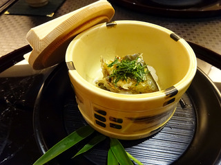 「北新地 湯木本店」
