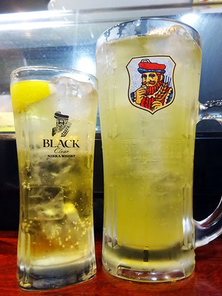 「カミナリ酒店」