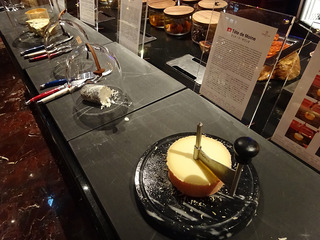 「CLUB LOUNGE24」