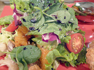 「korean cafe dining dammi」
