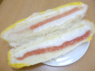 シューロール<レアチーズケーキ&ミックスベリー>
