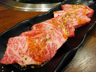 「牛兆」