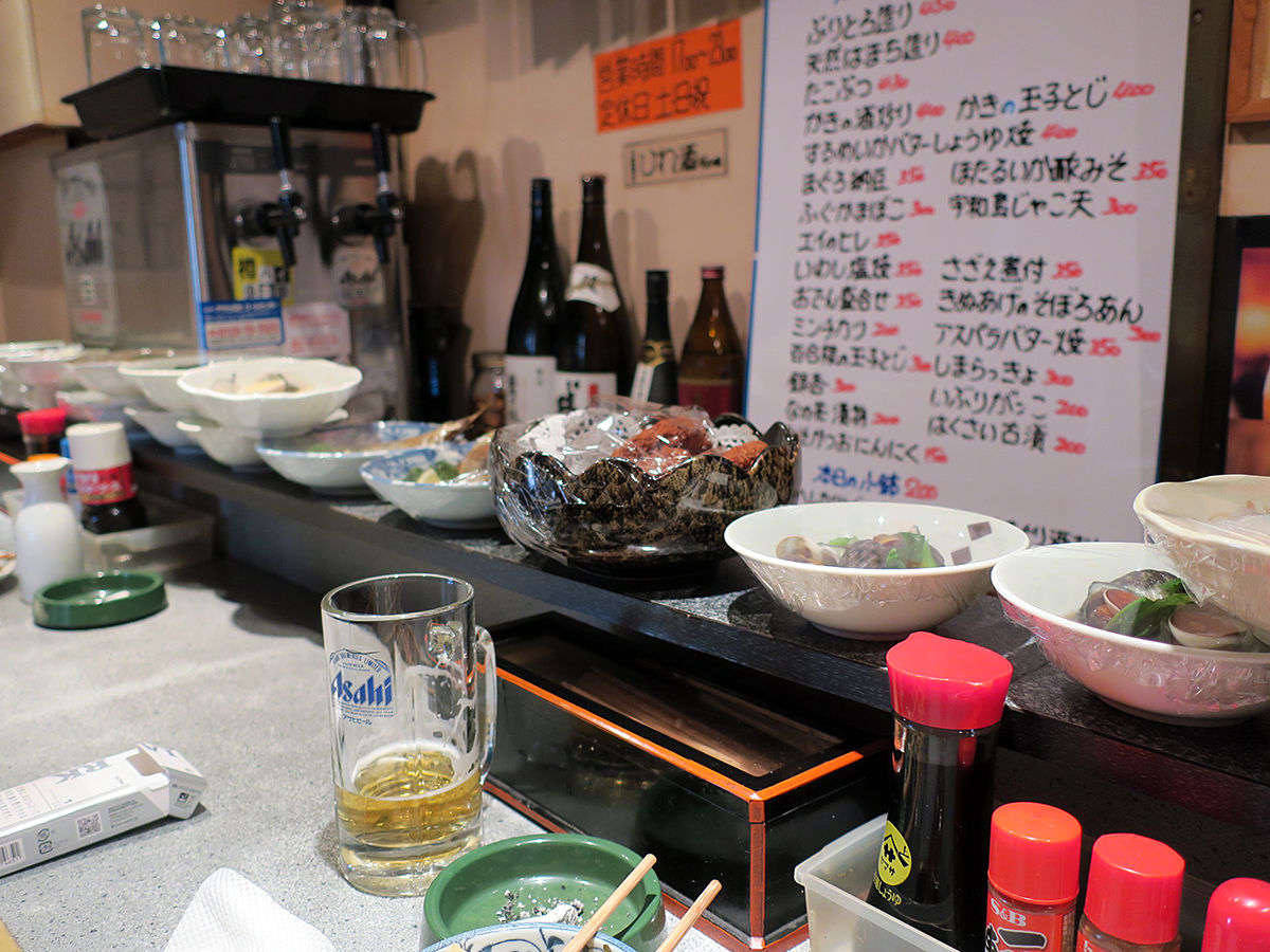 昭和漂う小狭い立ち飲みでサクッと一杯 開運屋 大阪江坂 関西女のプチ日記 Powered By ライブドアブログ