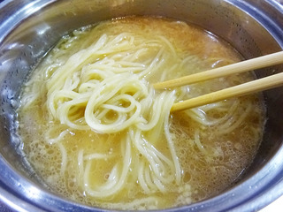 餃子の王将」ラーメン