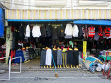 「Waroros Market」