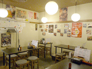 「鉄板串酒場しん家」