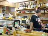 「立ち呑み処 なごみ」店内