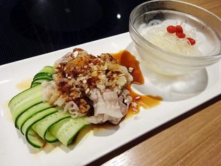 「小肥羊」