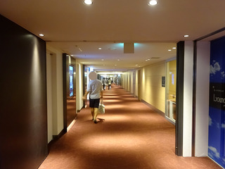 大阪国際空港