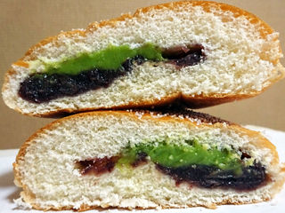 宇治抹茶クリームあんぱん