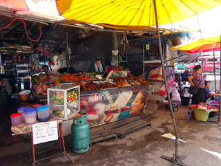 「Waroros Market」
