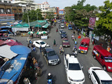 「Waroros Market」