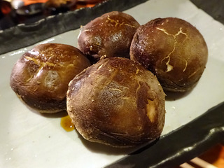 「炭火焼肉たむら」