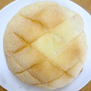 フルーツinメロンパン
