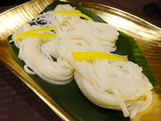 「湯木 新店」