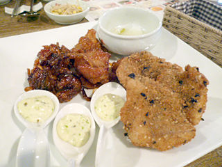 「korean cafe dining dammi」
