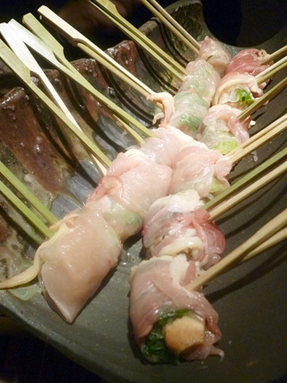 「六角鶏梅田堂山店」