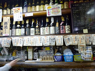 「稲田酒店」店内