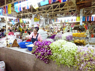 「Pak Klong Market」