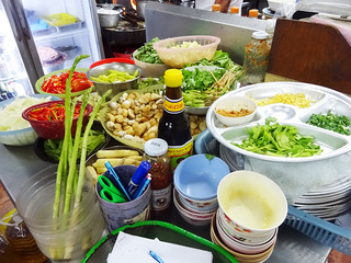 ローカル食堂めし