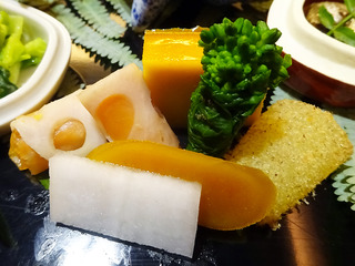 「湯木 本店」