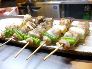 「炭火焼鳥 温」