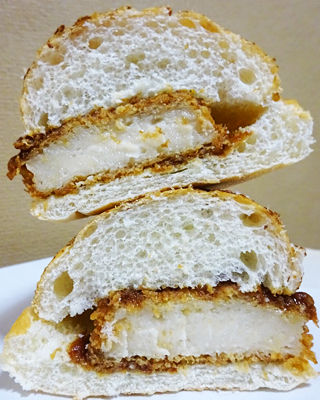 グラタンコロッケサンド