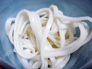 芋麺<こがね芋>