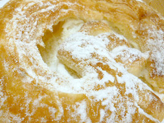 うずまきデニッシュ<メロンクリーム&ミルククリーム>