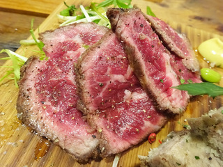 「大衆ビストロ オンズ」