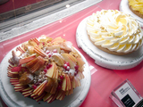 「カフェコムサ」のケーキ