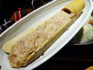 「炭火焼鳥 赤白」