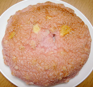 いちごメロンパン