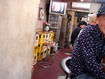 「立ち呑みフレッシュ」店内