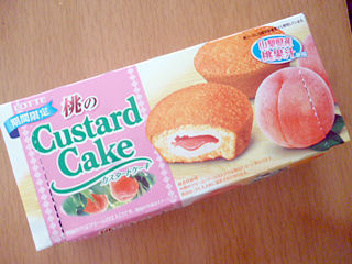 桃のカスタードケーキ