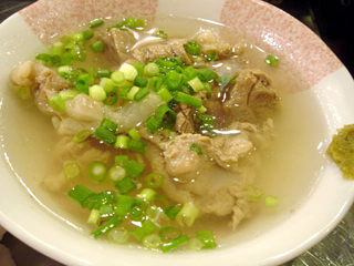 「十三 まるたけ」牛すじ