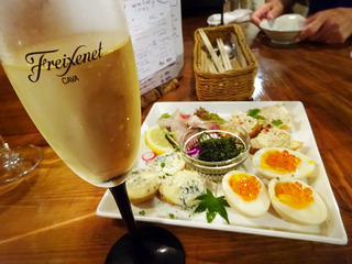 「ビストロ魚丸」
