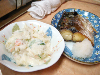 立ち呑み処丸美ポテサラ塩鯖