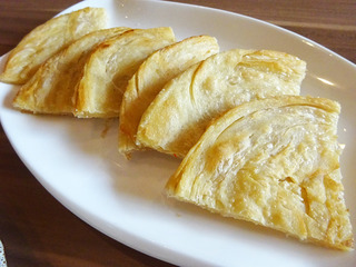 ボートツアーとランチ