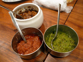 「マナカマナ」