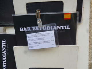 「BAR ESTUDIANTIL」