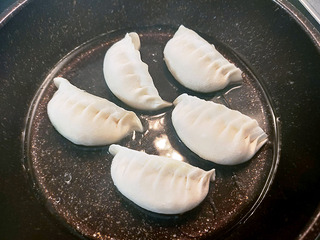 hhgyoza14