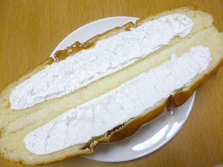 ミルク風味の味わいロール
