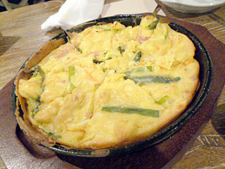 「korean cafe dining dammi」