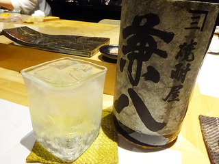 「鮨 Shizuku」